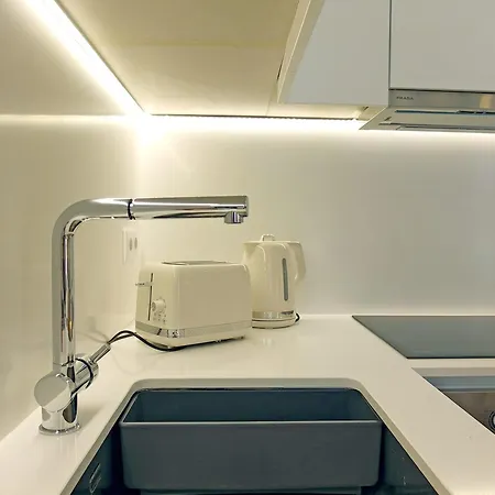 Brand New Estrela Stylish Flat Lisbon