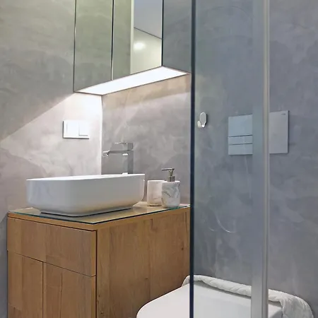 Brand New Estrela Stylish Flat Apartment