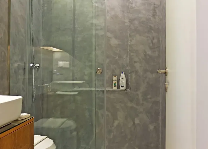 Brand New Estrela Stylish Flat *